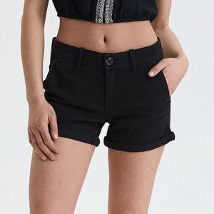 Black Super Stretch MIDI Shorts